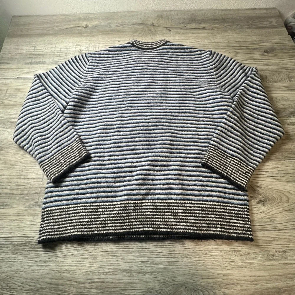 BDG Sweater Mens L Blue Striped‎ Crew Neck Urban Outfitters Pullover Knit O95
